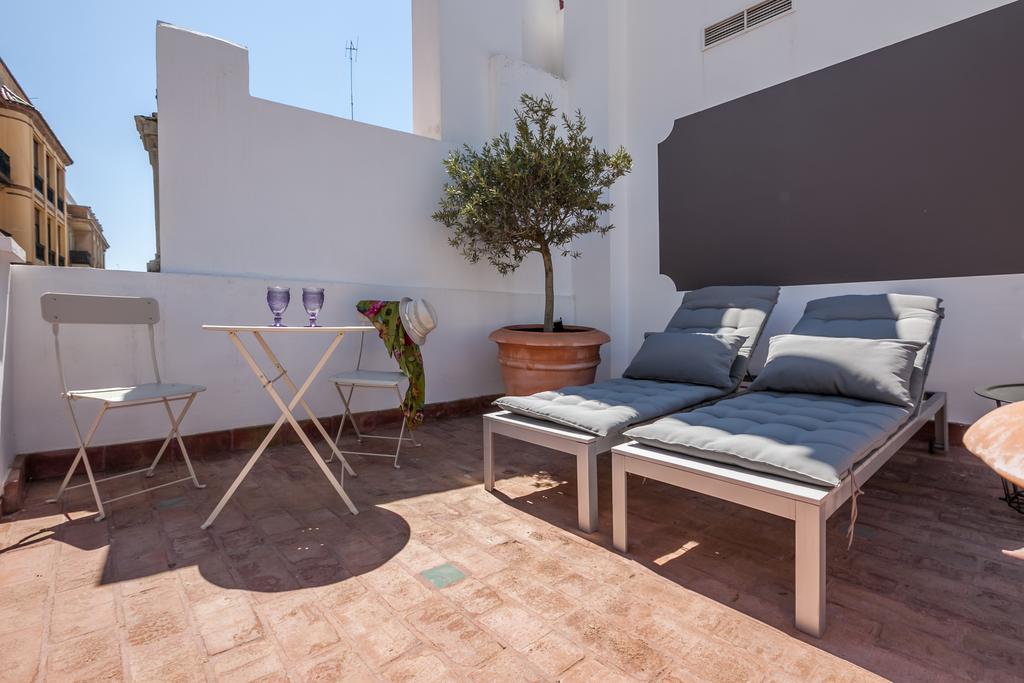 Tomas Ibarra Pool & Luxury Appartement